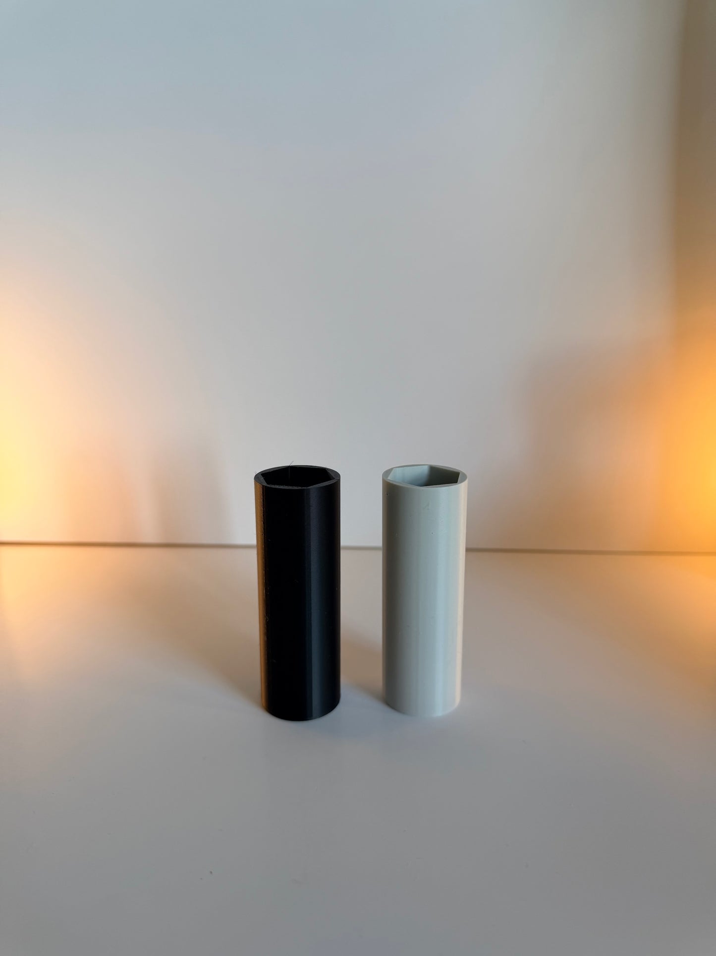 HarvmarPrints - Minimalist Socket Pen Holder